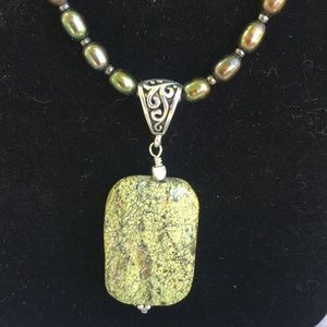 Green jasper & pearl necklace & matching bracelet
